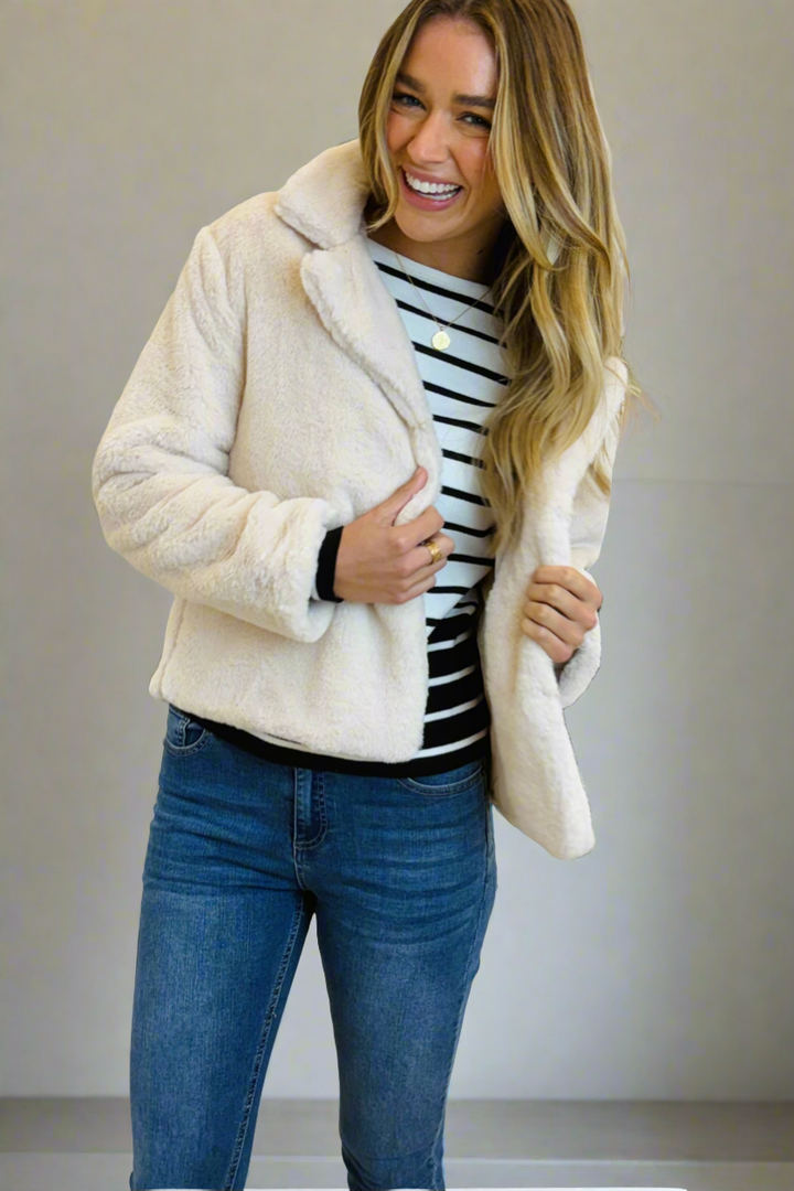 Kayla Faux Fur in Cream