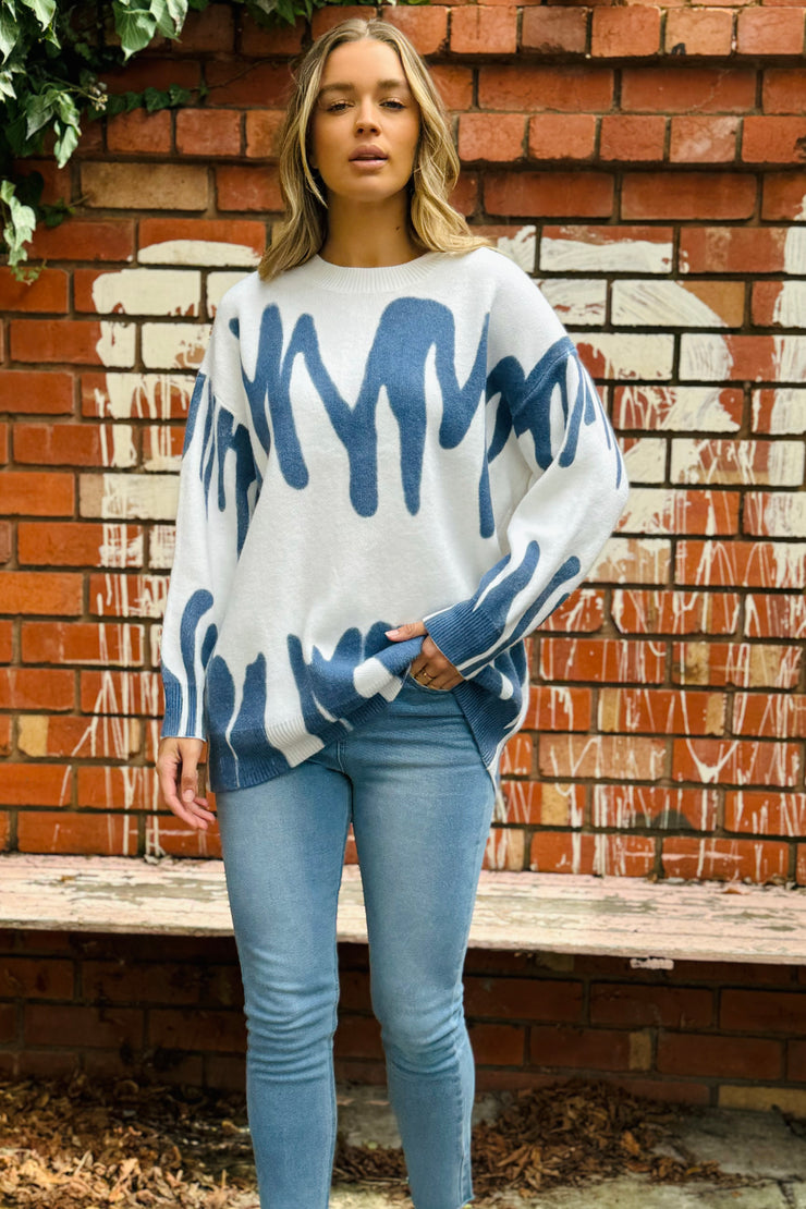 Tori Knit in White with Blue Print