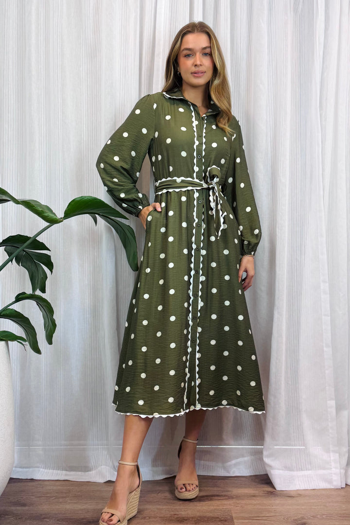 Shyla Long Sleeve Polka Dot Dress In Khaki