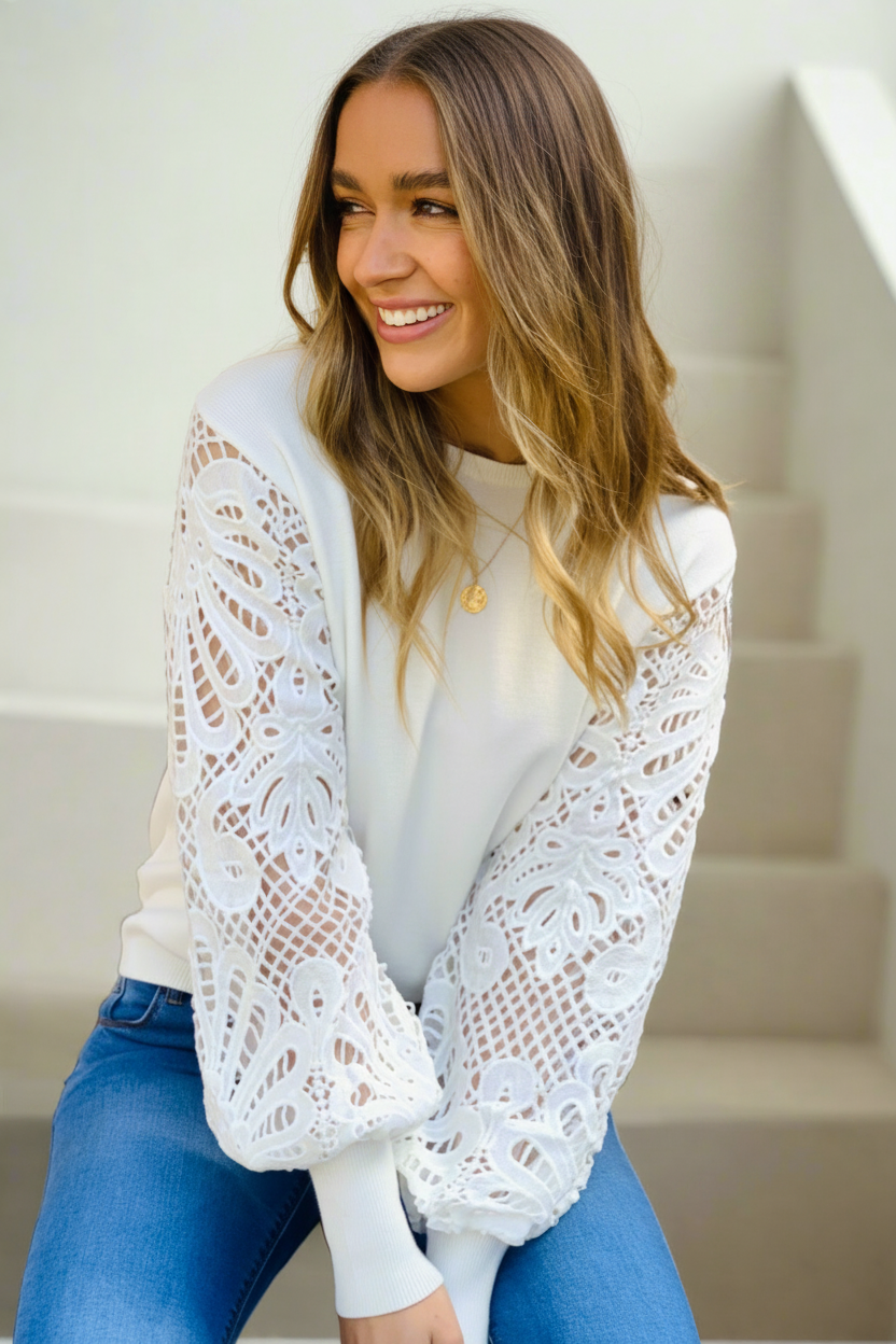Naomi lace sleeve top in White