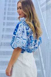 Lucy Short Sleeve Top in Blue and White Print