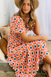 Peggy Short Sleeve Midi Dress in Multicolour Print