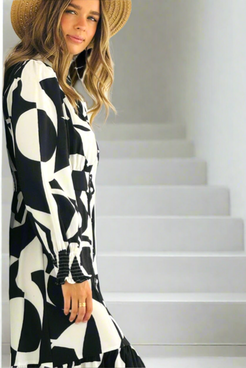 Paige Shirt Dress midi  in Black and White Print