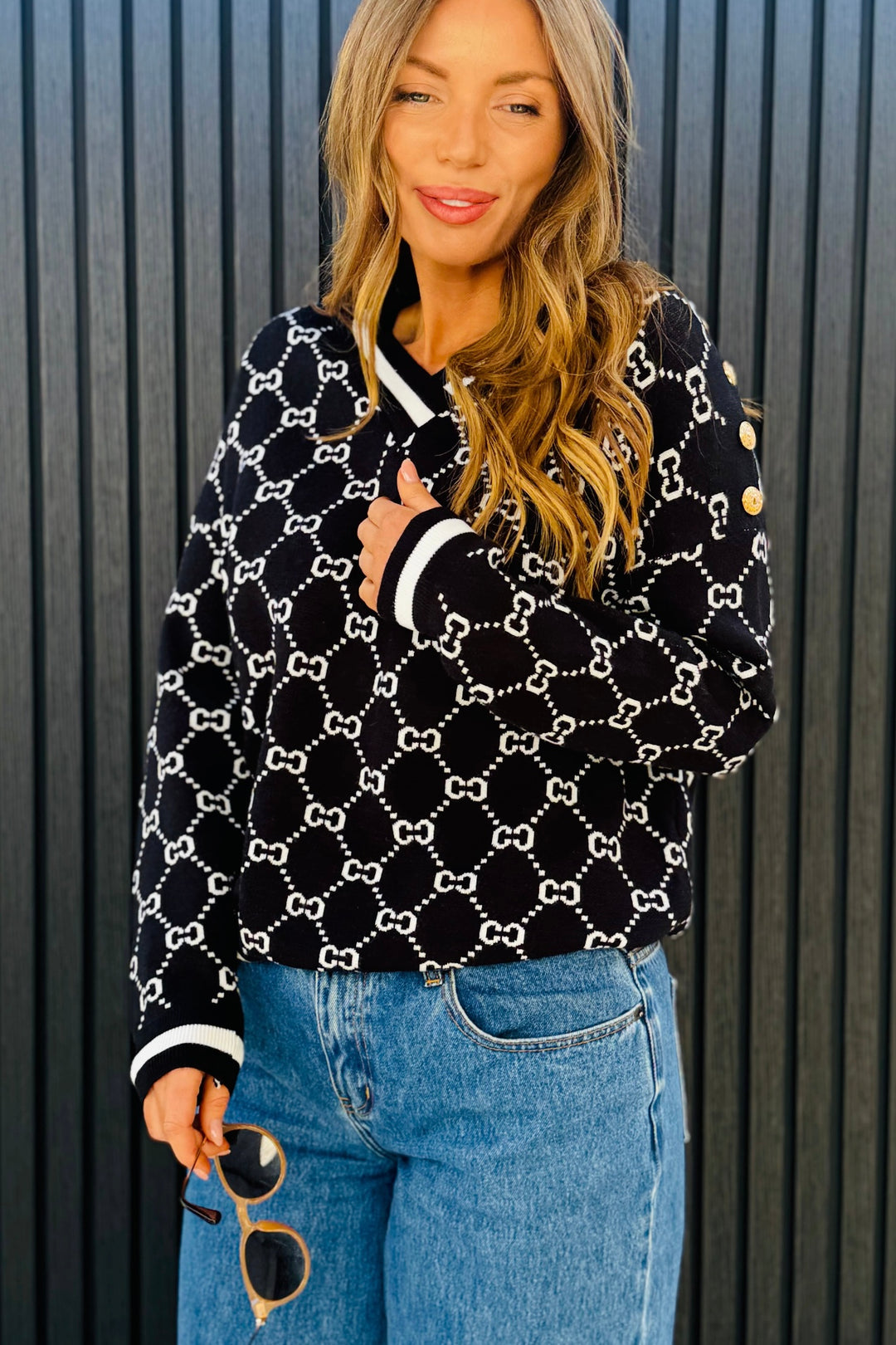 Harvie Knit Jumper in Black and White