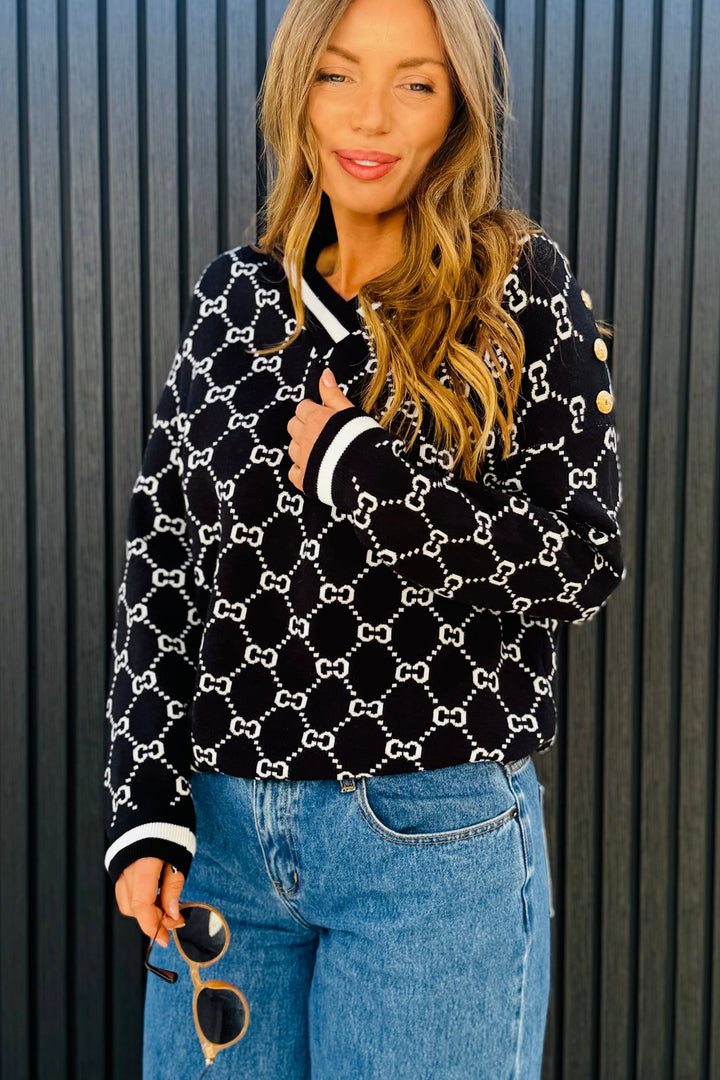 Harvie Knit Jumper in Black and White