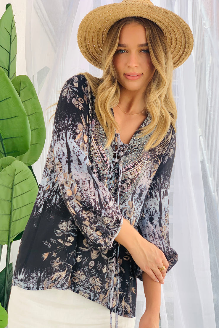 Eva Detailed Long Sleeve Beaded Top in Black