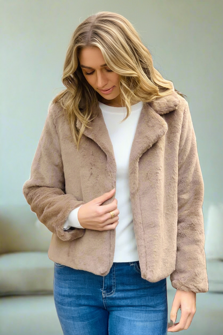 Kayla Faux Fur in Coffee
