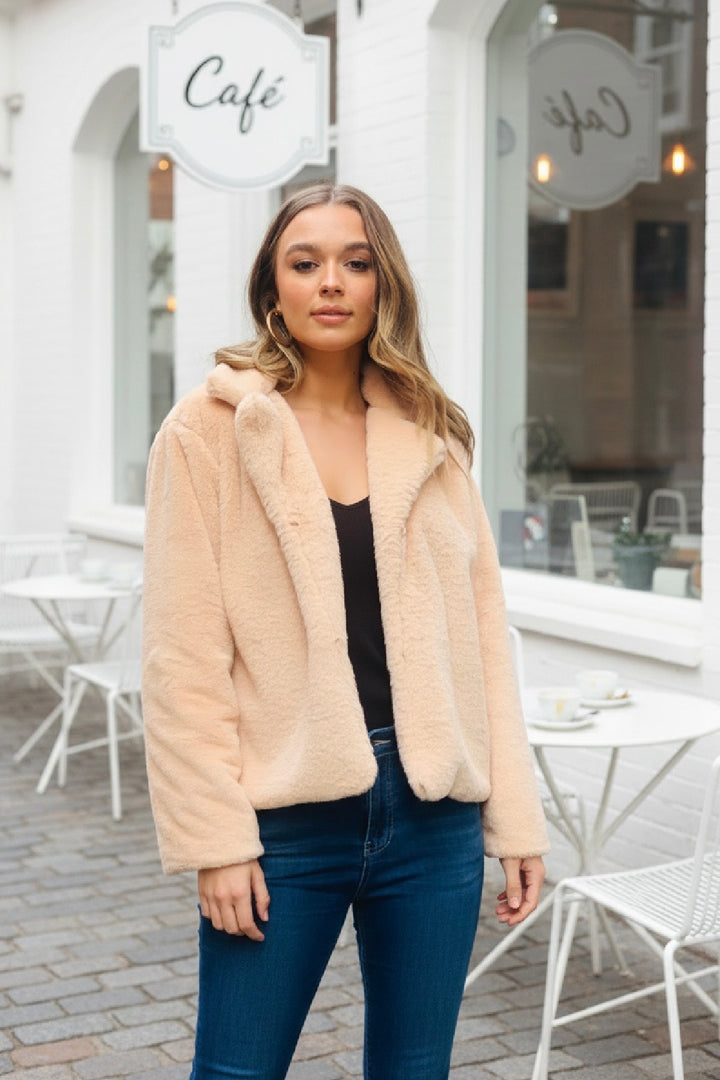 Kayla Faux Fur in Light Tan