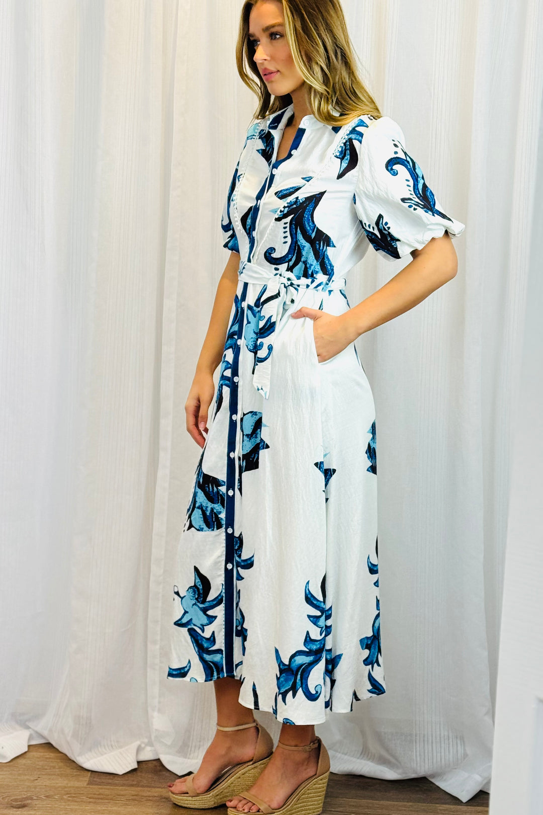 Morgan White And Blue Floral Print Shirt Dress