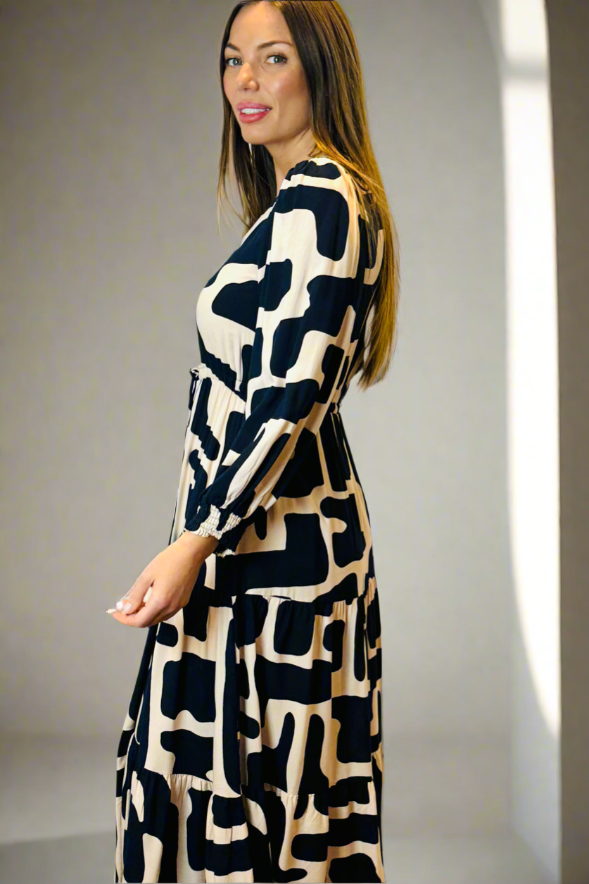 Nelly Navy and Cream New Print