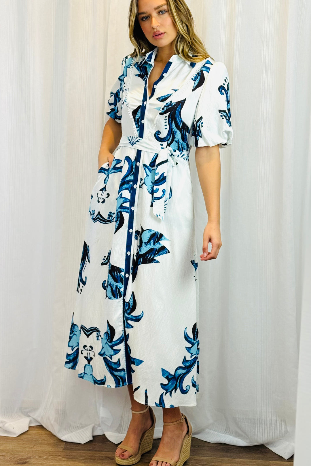 Morgan White And Blue Floral Print Shirt Dress