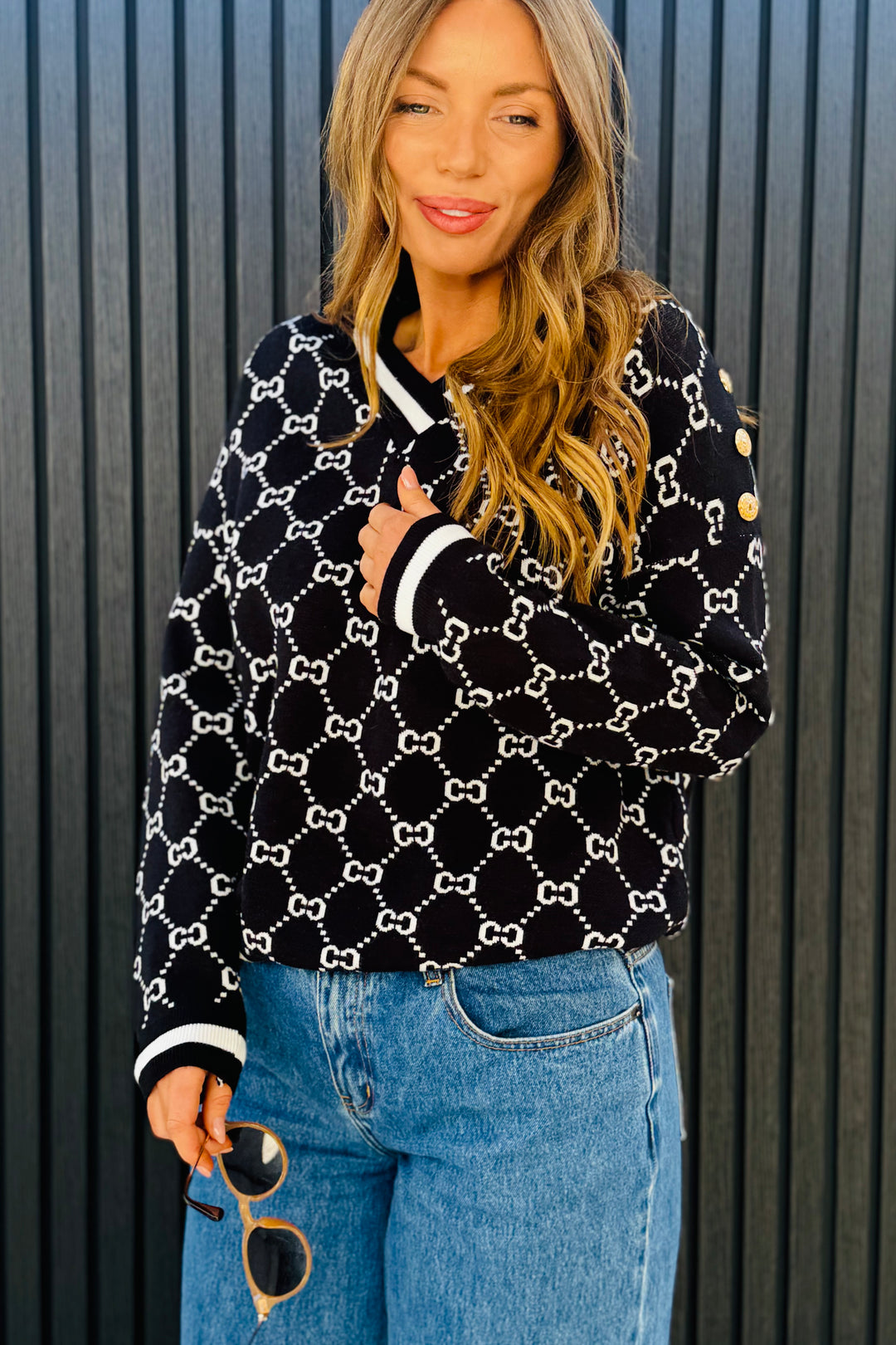 Harvie Knit Jumper in Black and White
