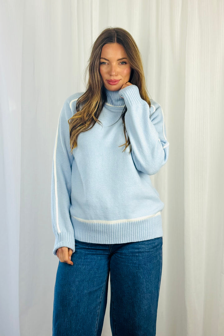 Angie Knit Top in Baby Blue