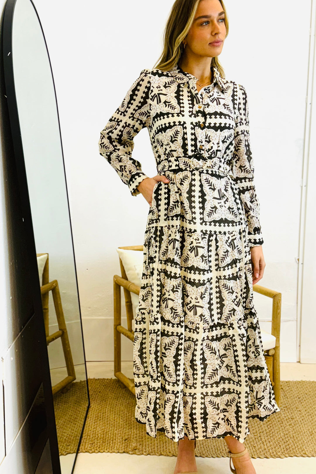 Amaya Long Sleeve Maxi Dress in Black and Cream Print