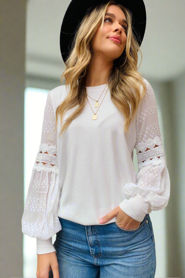 Molli Knit Top Detailed Sleeve in White