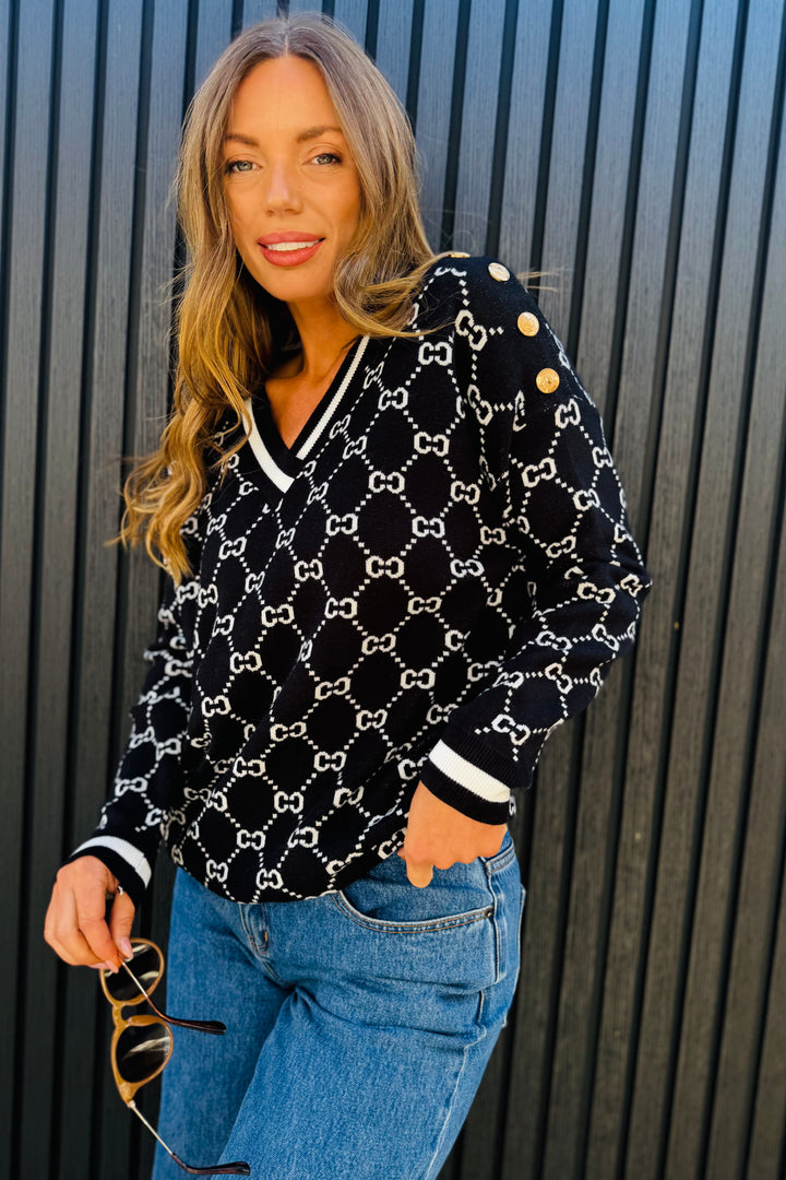 Harvie Knit Jumper in Black and White