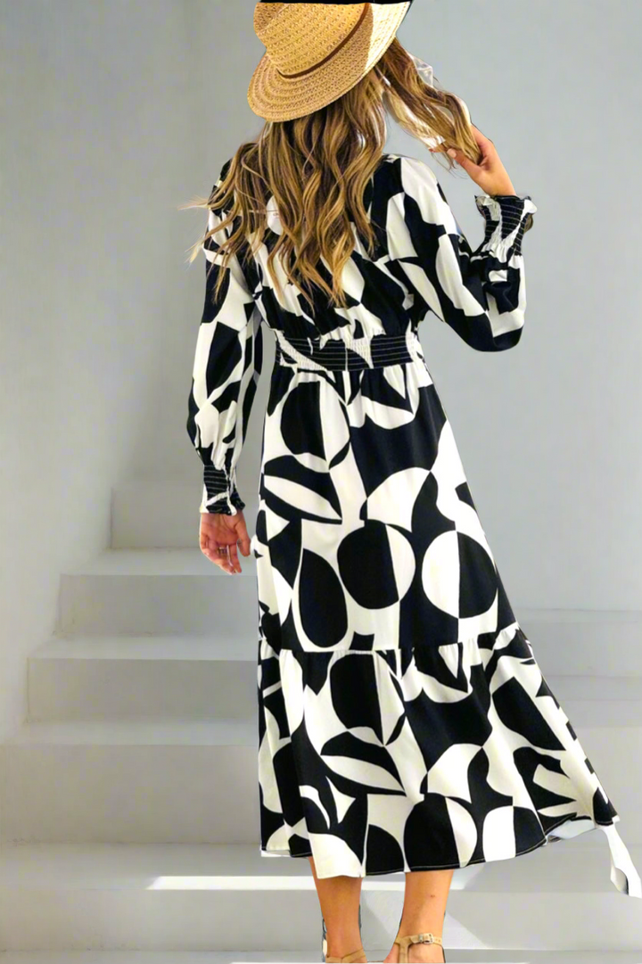 Paige Shirt Dress midi  in Black and White Print