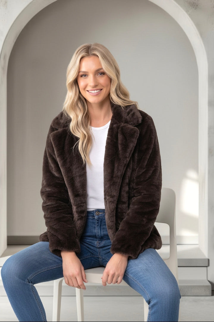 Kayla Faux Fur Jacket in Chocolate