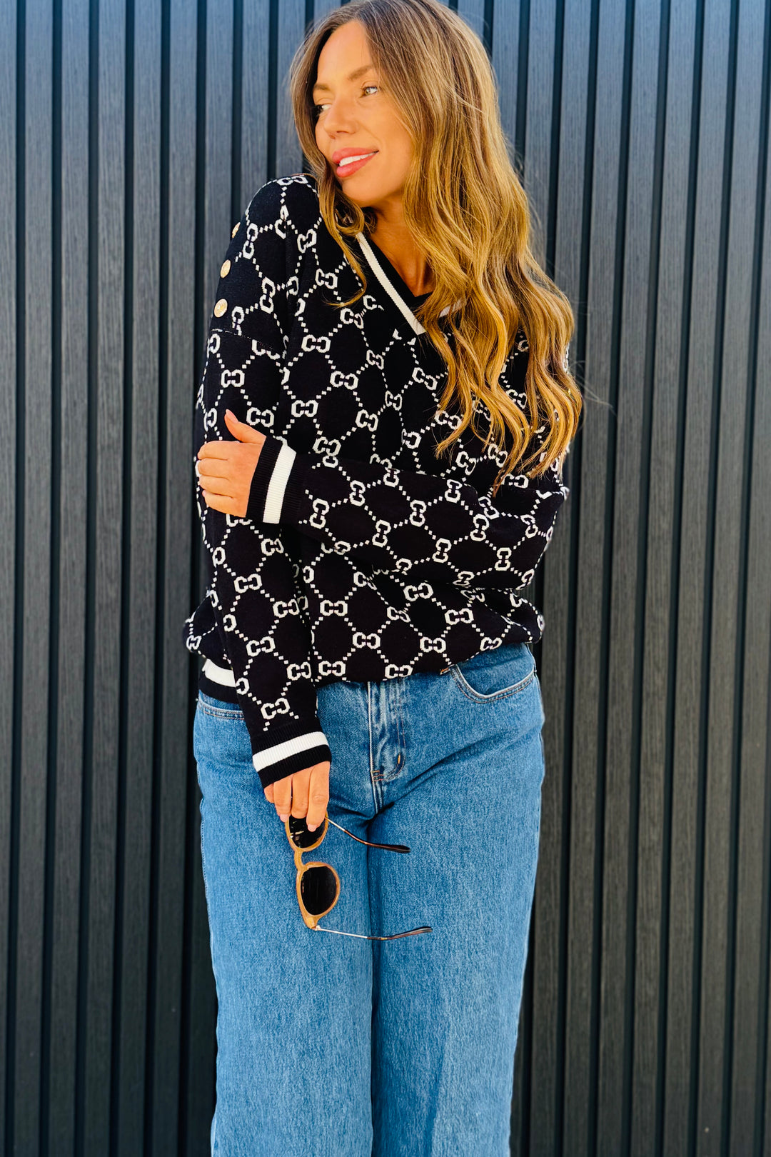 Harvie Knit Jumper in Black and White