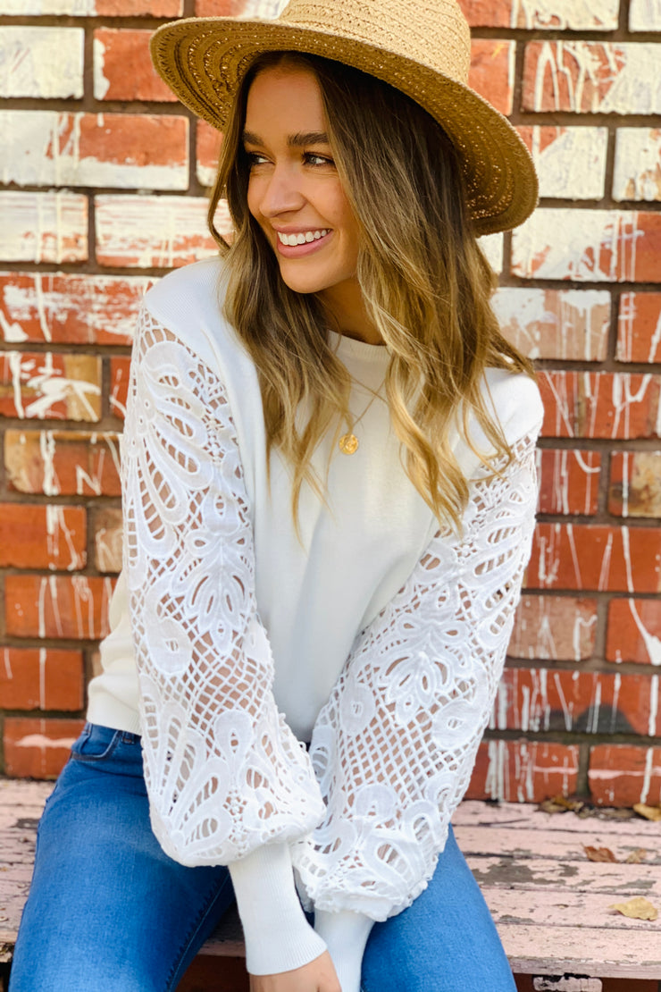 Naomi lace sleeve top in white